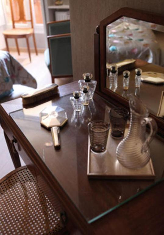 Chambres D'Hotes La Closerie Des Trois Marottes Melun Zimmer foto